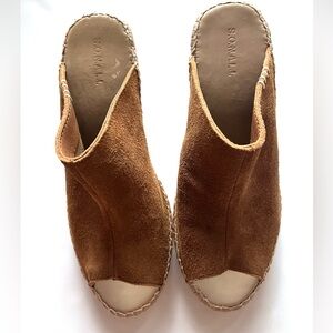 SONALI Tan Suede Peep-Toe Wedge Espadrilles Women's Shoes Size 8